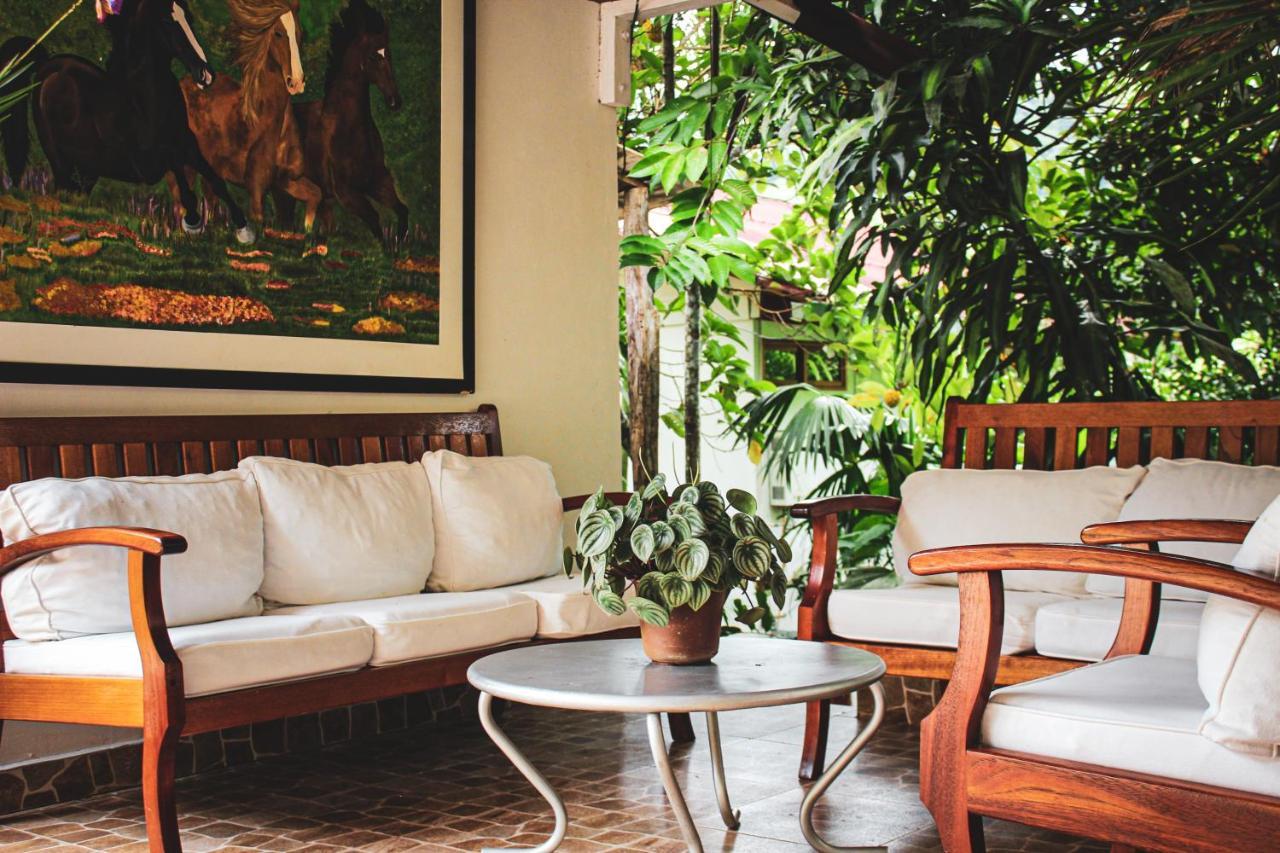 Albergue Turistico Gstir Pozuzo 外观 照片