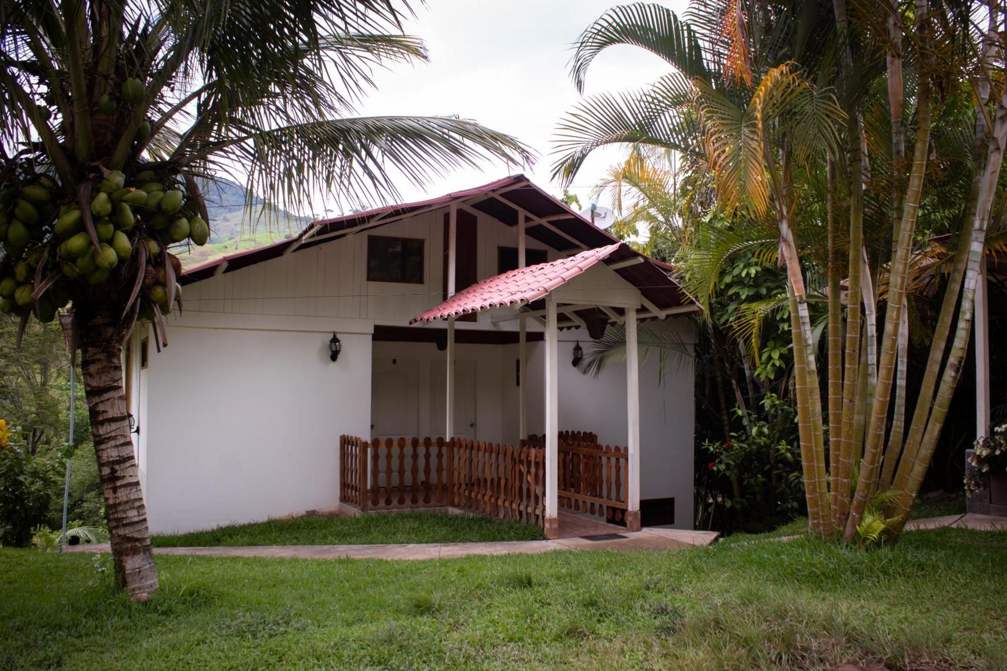 Albergue Turistico Gstir Pozuzo 客房 照片